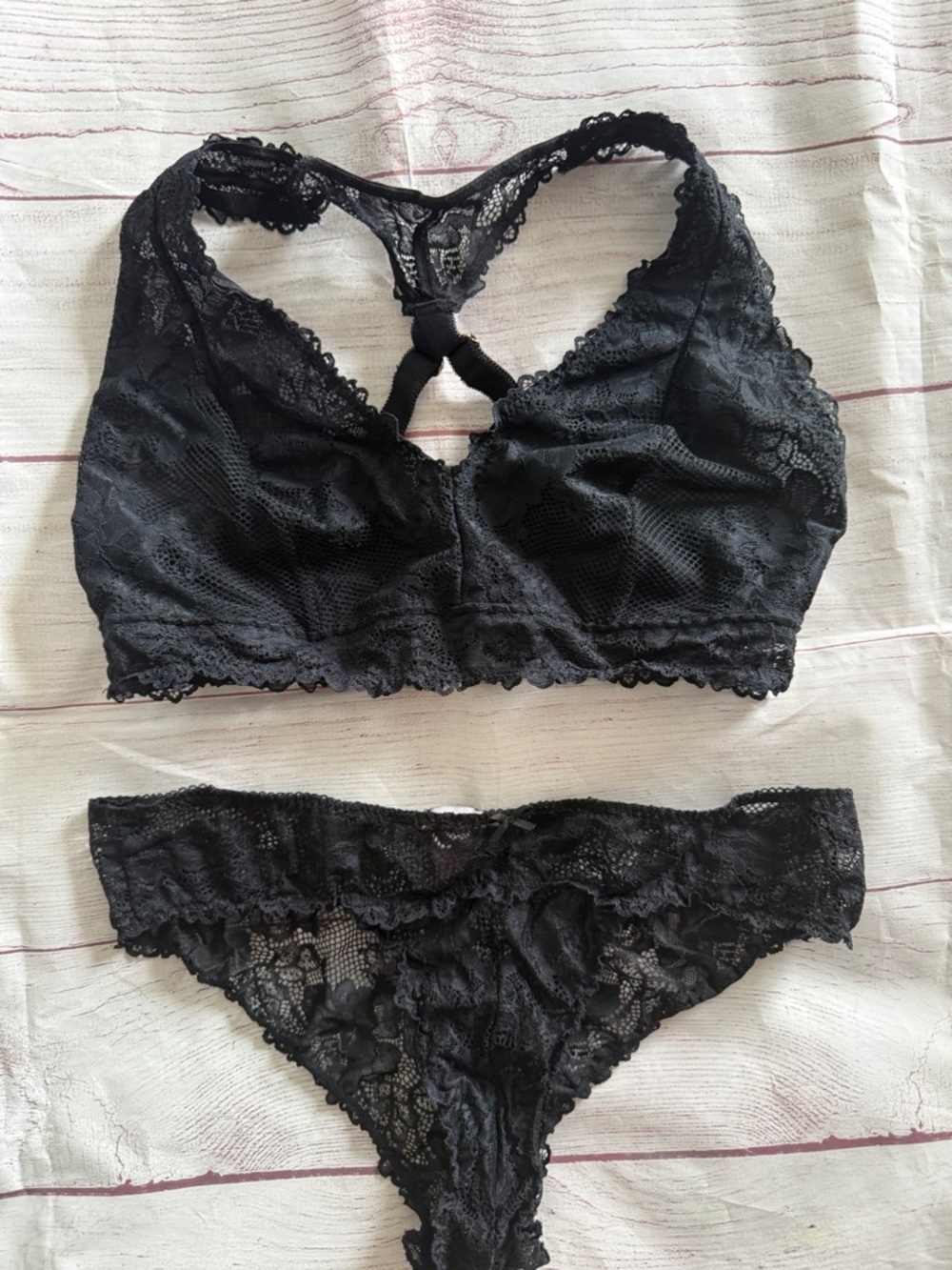 Savage X Fenty Chocolate Black Lace (Size 1XL) Bralette & (Size M) Brief Set